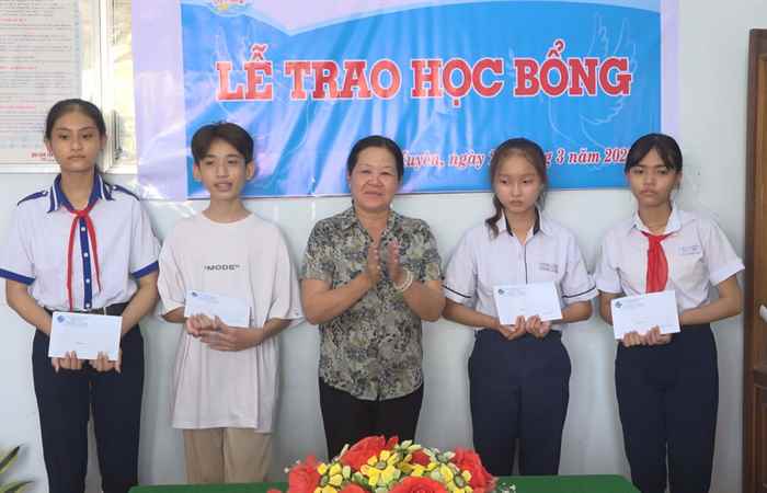 Hội LHPN huyện Mỹ Xuyên thực hiện tốt các phong trào thi đua trong quý I-2023